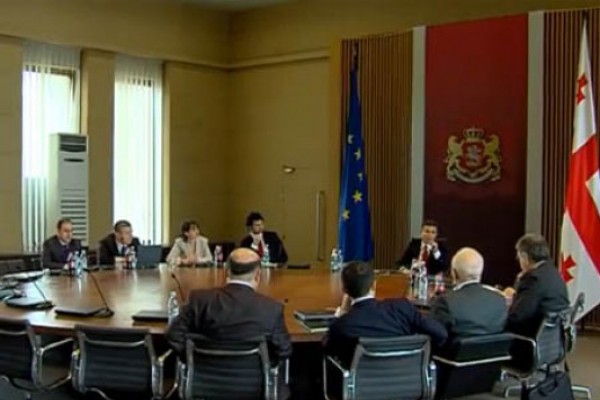 მთავრობის კანცელარიაში შრომითი ურთიერთობებისა და სოციალური დიალოგის საკითხთა კომისიის სხდომა გაიმართა(VIDEO)