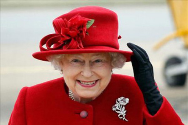 ინგლისის დედოფალს გაკოტრება ემუქრება