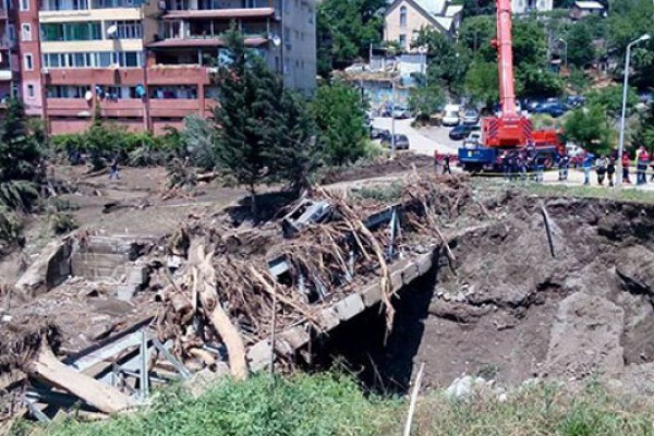 კალაძეს ვერტმფრენით არასოდეს უსარგებლია