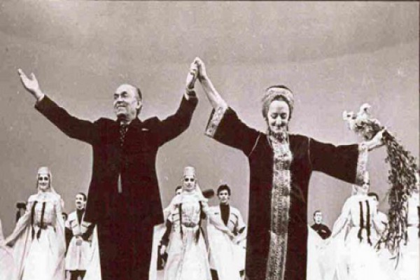 ქართველები ცეკვავენ მოსკოვში