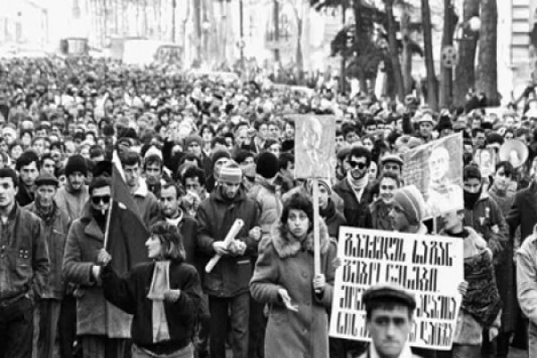 „ზვიადისტები” და „მხედრიონელები” - დიდი ქართული დაპირისპირება