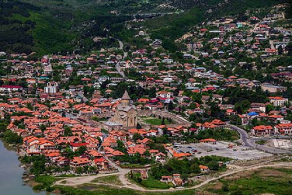 მშენებლობის უფლების აკრძალვას მცხეთელები უპირისპირდებიან