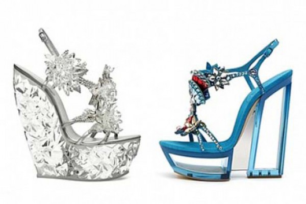 Casadei-ს და  Swarovski–ს  საშობაო „ბროლის ქოშები“