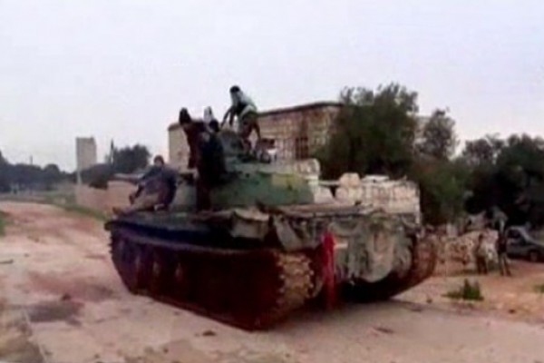 თავისუფალი სირიის არმიის მებრძოლები  ჩრდილოეთ სირიას იპყრობენ