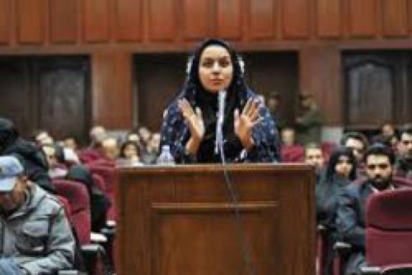ირანში 26 წლის ქალი ჩამოახრჩვეს