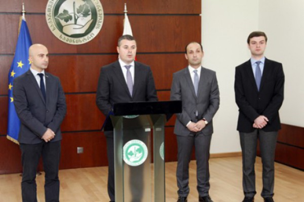 სოფლის მეურნეობის მინისტრმა ახალი მოადგილეები წარადგინა