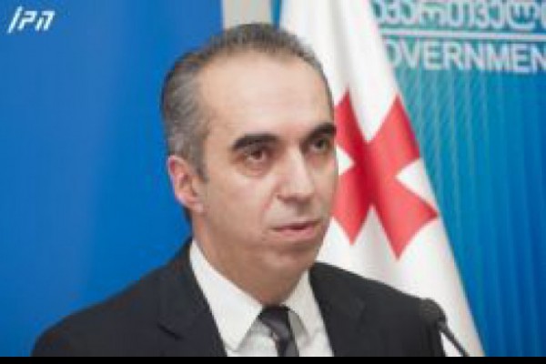 კანცელარიის რეგიონებსა და ადგილობრივ თვითმმართველობებთან ურთიერთობის დეპარტამენტის უფროსმა აკაკი ჩხენკელმა თანამდებობა დატოვა