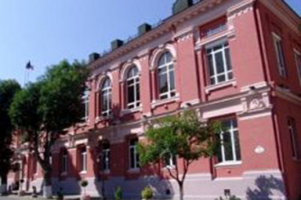 საკონსტიტუციო სასამართლოს მოსამართლედ მერაბ ტურავას კანდიდატურაა წარდგენილი