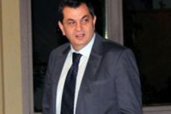 პენსიონერს 10 ლარს უმატებ და საკრებულოს თანამდებობის პირები დეპუტატებზე მაღალი ხელფასის მქონენი აღმოჩნდნენ