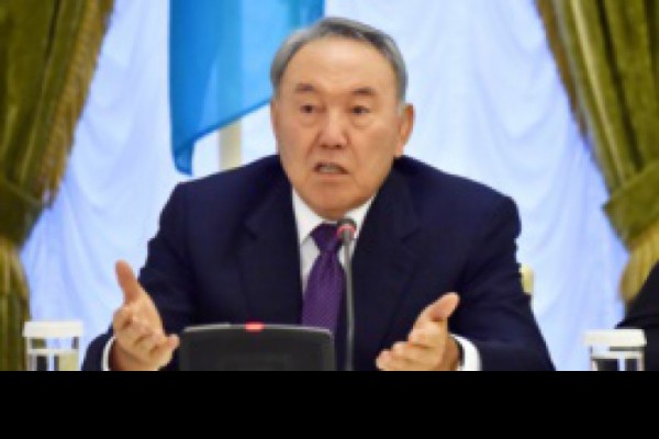 ნაზარბაევი უკრაინასა და რუსეთს კომპრომისისაკენ მოუწოდებს