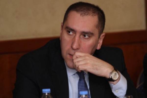 „ამაზე რა თქმა უნდა, მთავრობამ უნდა ისაუბროს და გაარკვიოს რა ხდება“
