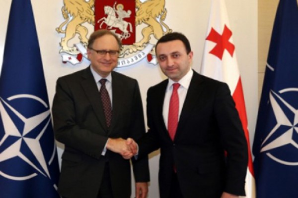 ირაკლი ღარიბაშვილმა და ალექსანდრე ვერშბოუმ ნატო-საქართველოს თანამშრომლობის საკითხები განიხილეს