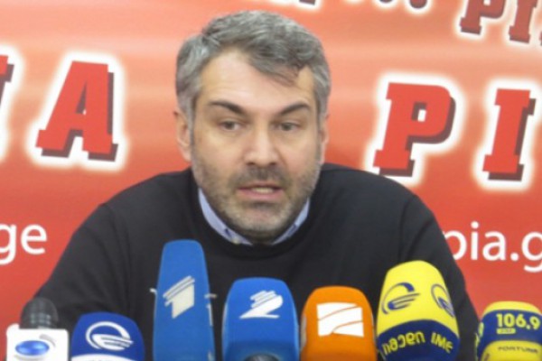„ცოტა უხერხულია, ის ადამიანი, რომელიც შენი მოადგილე იყო, აგდებულად მოიხსენიო“