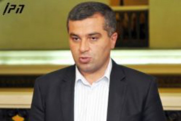 დავით ბაქრაძე - ვისაუბროთ, არა აბსტრაქტულ თემებსა და ფეხბურთის თამაშზე, არამედ იმაზე, თუ რა გავუკეთოთ ჩვენს მოსახლეობას