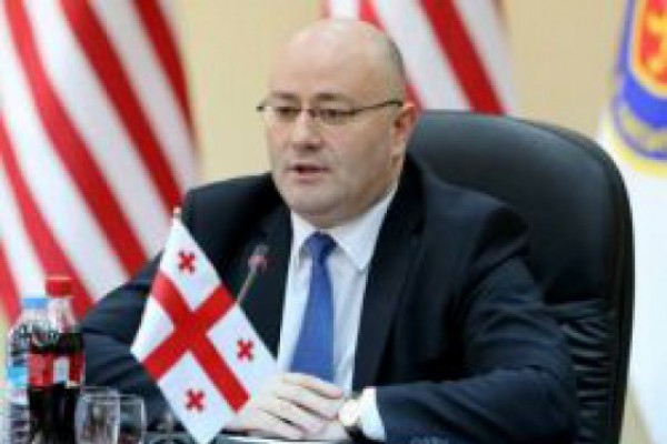 საქმე გვაქვს სერიოზულ დამნაშავესთან, პროფესიონალთან, რომელიც ასკეტურ ცხოვრებას ეწევა