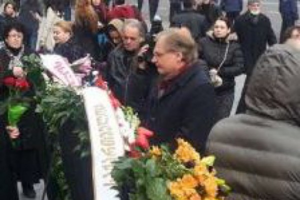 აშშ უერთდება ყველა ქართველს, რომელიც პატივს მიაგებს მშვიდობიანი დემონსტრანტების ხსოვნას
