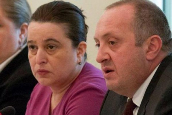 მანანა კობახიძე პრეზიდეტის ადმინისტრაციაში მივიდა