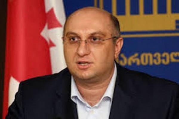 ლევან ყიფიანის გადადგომა ცხადყოფს, რომ პროცესები ბიძინა ივანიშვილის უშუალო ჩარევით ვითარდება