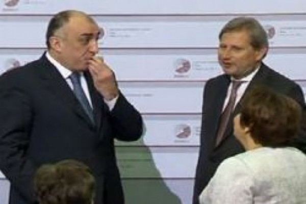 ლატვიამ პარტნიორობის მონაწილე 6 ქვეყნის წარმომადგენლებს ხის სასტვენები უსახსოვრა