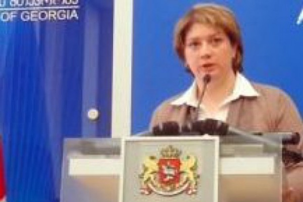 მაია ცქიტიშვილი:   პრეზიდენტის მხრიდან კონსტიტუციის საჩუქრად მიღება ძალიან სასიამოვნო იყო