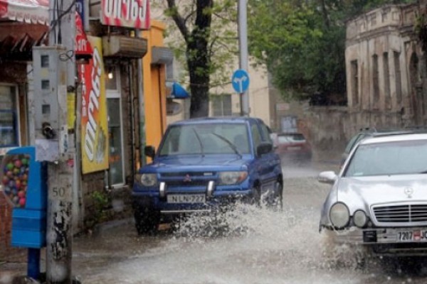 საქართველოში არამდგრადი ამინდი კვირის ბოლომდე შენარჩუნდება