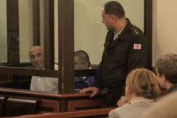 კობა ხარშილაძეს პატიმრობის ვადა 24 დეკემბერს ამოეწურება, მიხეილ ძაძამია კი სასამართლო დარბაზიდანვე გათავისუფლდა