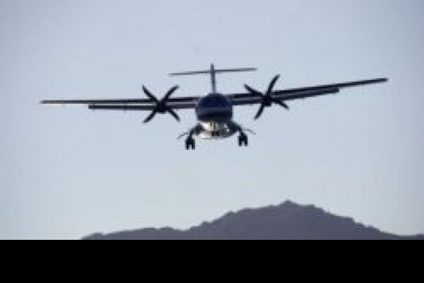 ინდონეზიური თვითმფრინავი მთას შეეჯახა