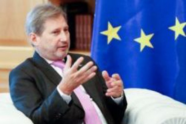 იოჰანეს ჰანი:  საქართველოს პრეზიდენტი ცდილობს, დააწყნაროს სიტუაცია