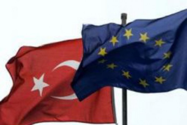 გავრცელებული ინფორმაციით, ევროკავშირი მზადაა, თურქეთის მოქალაქეებს უვიზო მიმოსვლის უფლება მიანიჭოს