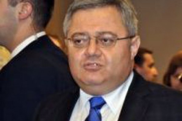 ცოტა არ იყოს, საკმარისზე მეტ დროს გვახარჯინებს 