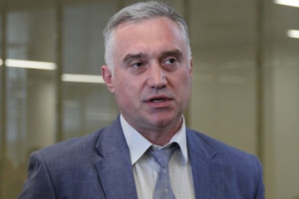 13 პარტია ჩვენთვის სრულიად გაურკვეველი მიზეზების გამო დაიშალა