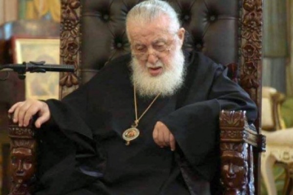დეფიციტია სიყვარულის და ოჯახმა დაკარგა მნიშვნელობა, რომელიც უნდა ჰქონდეს