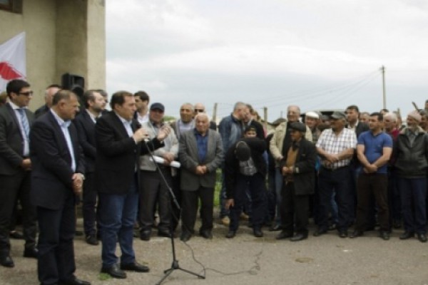 ხალხი ოქტომბრის თვეს ელოდება, რომ მათი ცხოვრება უკეთესობისკენ შეიცვალოს