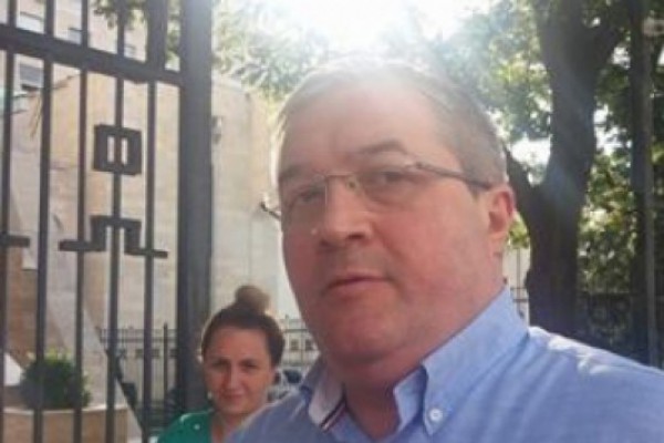 საარჩევნოდ თბილისში ხდება ქურდულ ავტორიტეტებზე უბნების გადანაწილება და ამაში ხელისუფლებაა ჩართული
