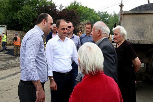 სამგორის რაიონში დიდი ლილოს გზის რეაბილიტაცია მიმდინარეობს