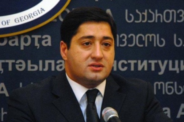 გიორგი პაპუაშვილის გამოკითხვა მიმდინარეობს