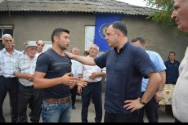 ამომრჩევლებთან შეხვედრებს განაგრძობს „ქართული ოცნება- დემოკრატიული საქართველოს“ ბოლნისის მაჟორიტარი დეპუტატობის კანდიდატი გოგი მეშველიანი