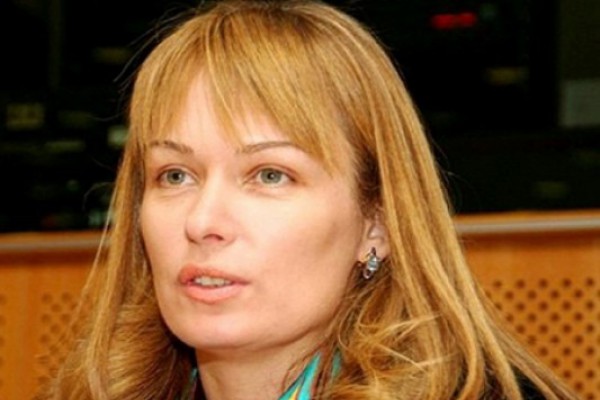 სანდრა რულოვსი საქართველოს პარლამენტში შესვლაზე უარს ამბობს
