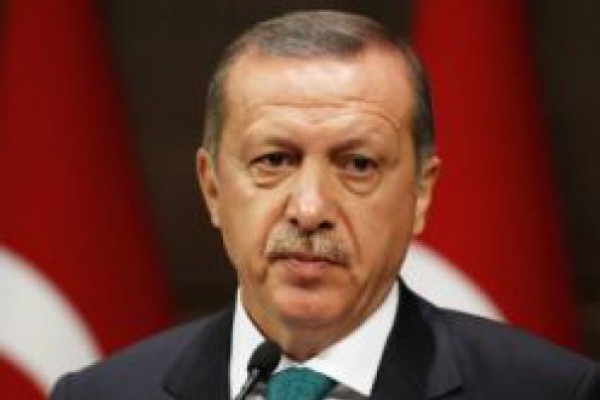 რეჯეფ თაიფ ერდოღანი - თურქეთი ევროპაში მიმავალ დევნილებს საზღვრებს გაუხსნის „თუ ევროკავშირი ძალიან შორს წავა ”