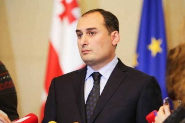 ონლაინ კაზინოებთან დაკავშირებით აქტიურად მიმდინარეობს კონსულტაციები, რათა დაცული იყოს როგორც მომხმარებლის, ისე ბიზნესის უფლებები