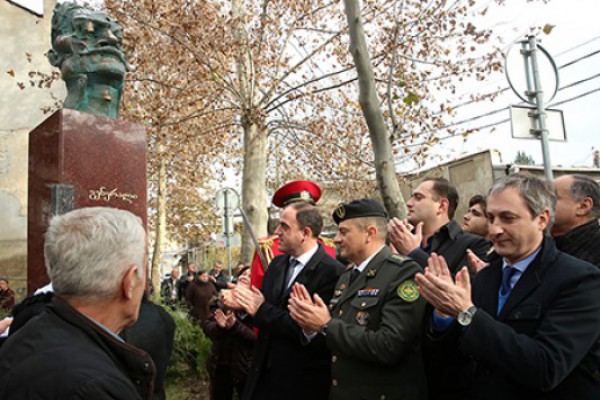 თბილისში გიორგი მაზნიაშვილის ბიუსტი გაიხსნა