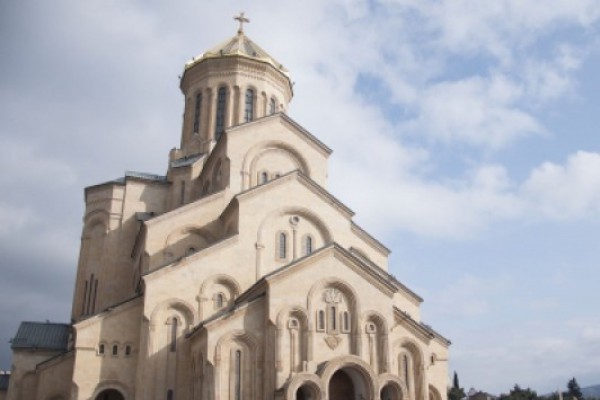 მართლმადიდებელი ეკლესია ხვალ ყოვლადწმინდა ღვთისმშობლის ტაძრად მიყვანების დღეს აღნიშნავს