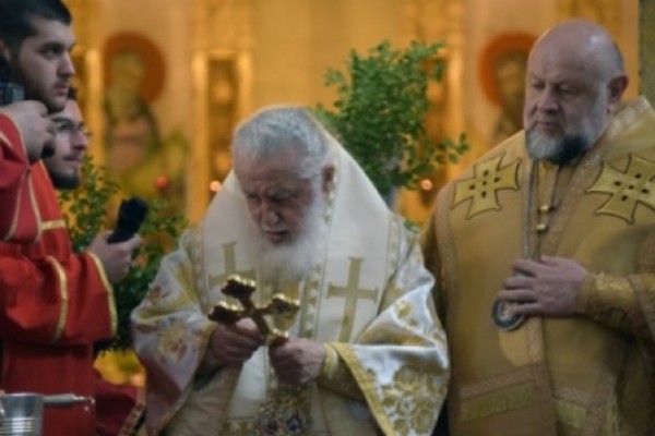 ილია მეორე:   მოგიწოდებთ ყველას, რომ ნერგების გამოყვანა შეისწავლოთ