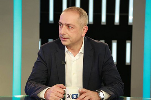 უნდა ვიცოდეთ, პრეზიდენტი ავირჩიეთ თუ პოლიტიკური ორგანო, რომელიც პრეზიდენტის ადმინისტრაციადაა ჩამოყალიბებული