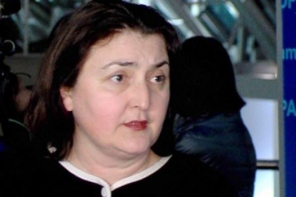 გრძნობთ თუ არა უხერხულად თავს იმის გამო, რაც ქვეყანაში ბანკებსა და მოქალაქეებს შორის ხდება