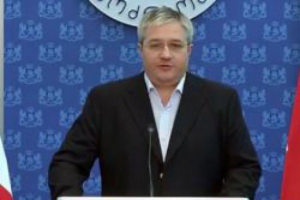 გივი თარგამაძე მიხეილ სააკაშვილზე - შეუცვლელი ლიდერობის პრეტენზიის მქონე პოლიტიკოსი იქამდე მივიდა, რომ დიდგორი საკუთარ, თუნდაც ყოფილ თანამებრძოლებთან შერკინებაში ეგულება