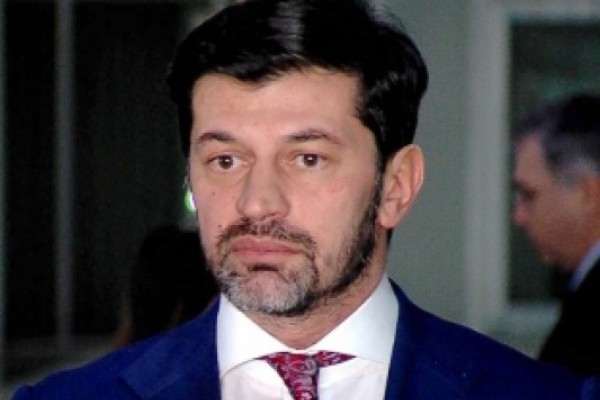 რეგლამენტის გათვალისწინებით, კახა კალაძე ვალდებულია პარლამენტში მივიდეს და “გაზპრომის“ საკითხზე უმცირესობის კითხვებს პასუხი გასცეს