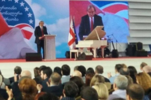 გრიგოლ ვაშაძე:   ქელეხს გვიმზადებდნენ და დაბადების დღე გამოუვიდათ
