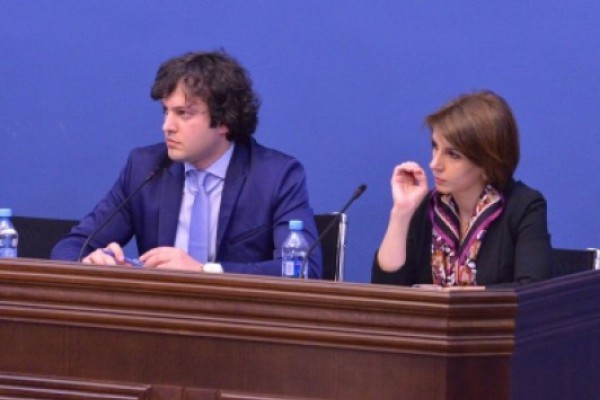ირაკლი კობახიძე და თამარ ჩუგოშვილი დიპლომატიური მისიებისა და საერთაშორისო ორგანიზაციების წარმომადგენლებს შეხვდნენ
