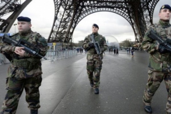 საფრანგეთში არჩევნების უსაფრთხოებას 50 000 პოლიციელი და 7 000 სამხედრო იცავს